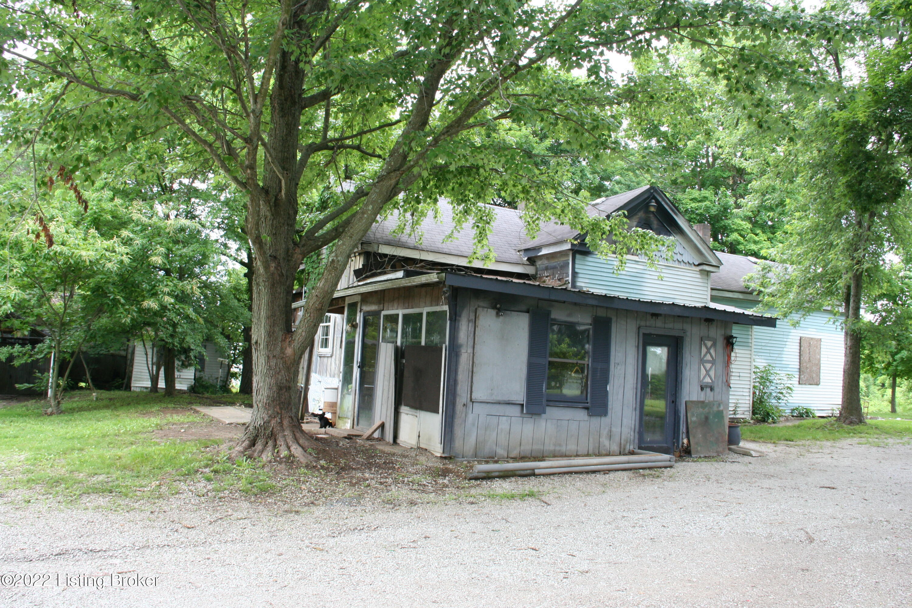 1334 Brooks Hill Road Brooks, KY 40109 - Photo 16 of 19 IMG_7236
