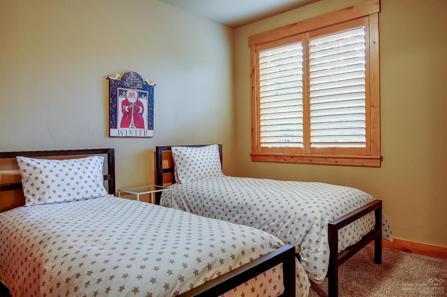 56647 Sunstone Loop Bend, OR 97707 - Photo 20 of 25 Additional Photo