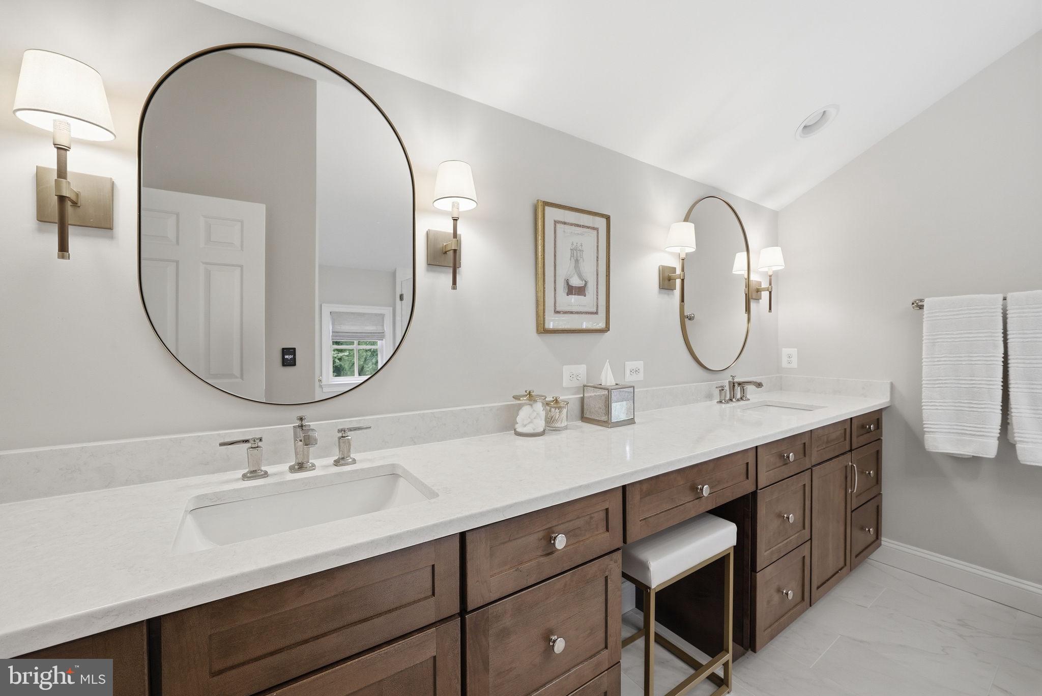 2608 Hunter Mill Road Oakton, VA 22124 - Photo 18 of 50