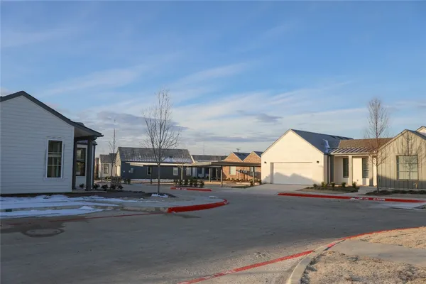 $2,100 | 3651-210 South Custer Road, McKinney, TX 75070