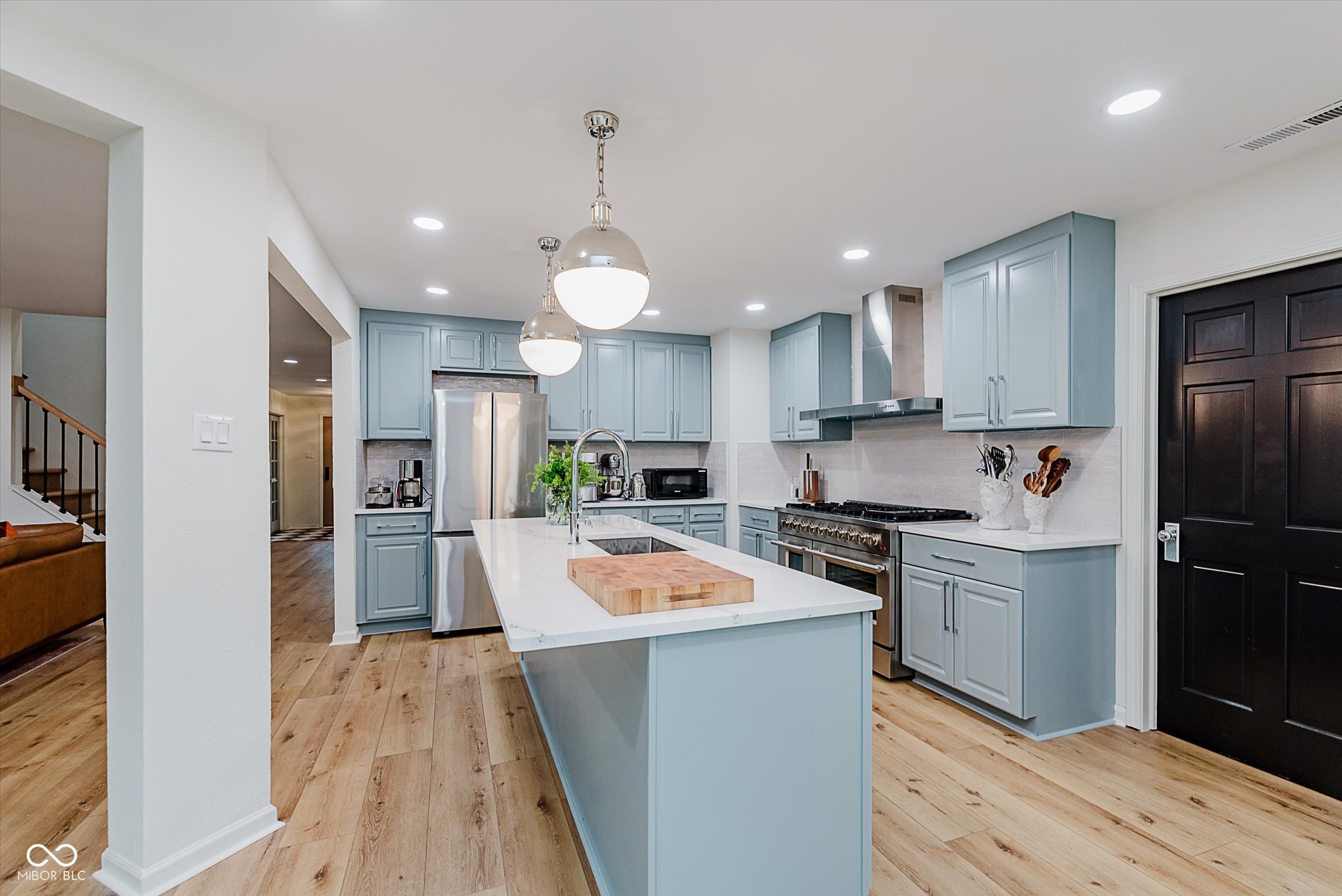 12082 Aldenham Boulevard Fishers, IN 46037 - Photo 12 of 36