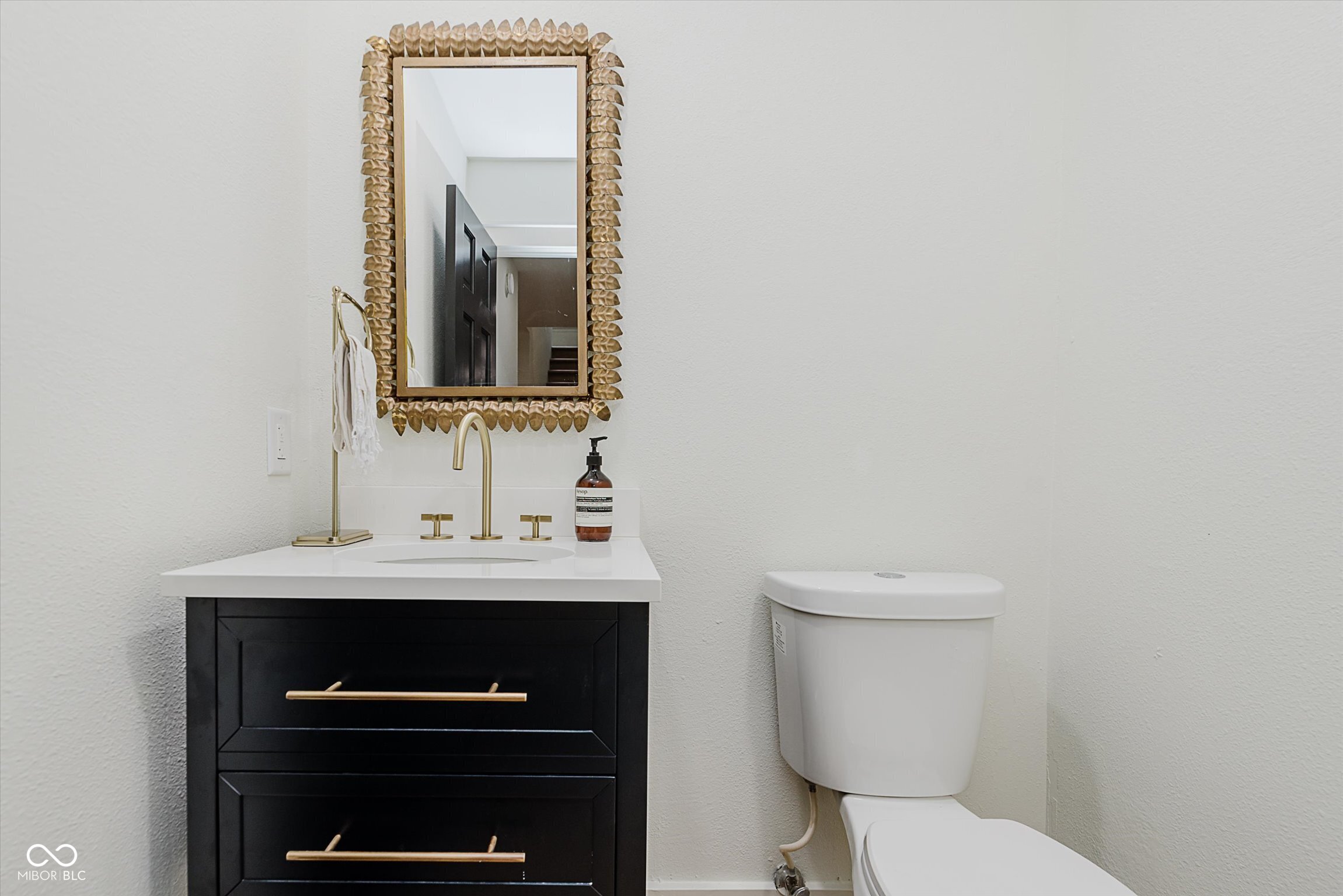 12082 Aldenham Boulevard Fishers, IN 46037 - Photo 21 of 36