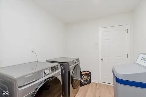 $440,000 | 12082 Aldenham Boulevard, Fishers, IN 46037