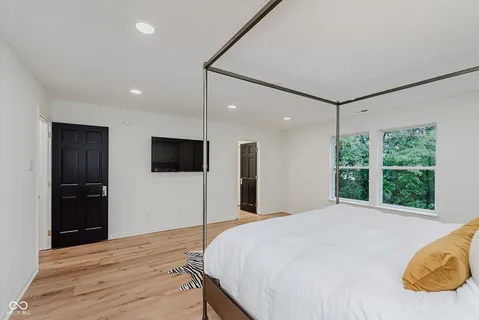 $440,000 | 12082 Aldenham Boulevard, Fishers, IN 46037