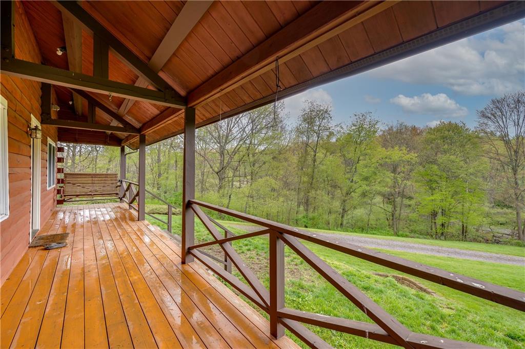 235 Becker Road Butler, PA 16002 - Photo 3 of 25