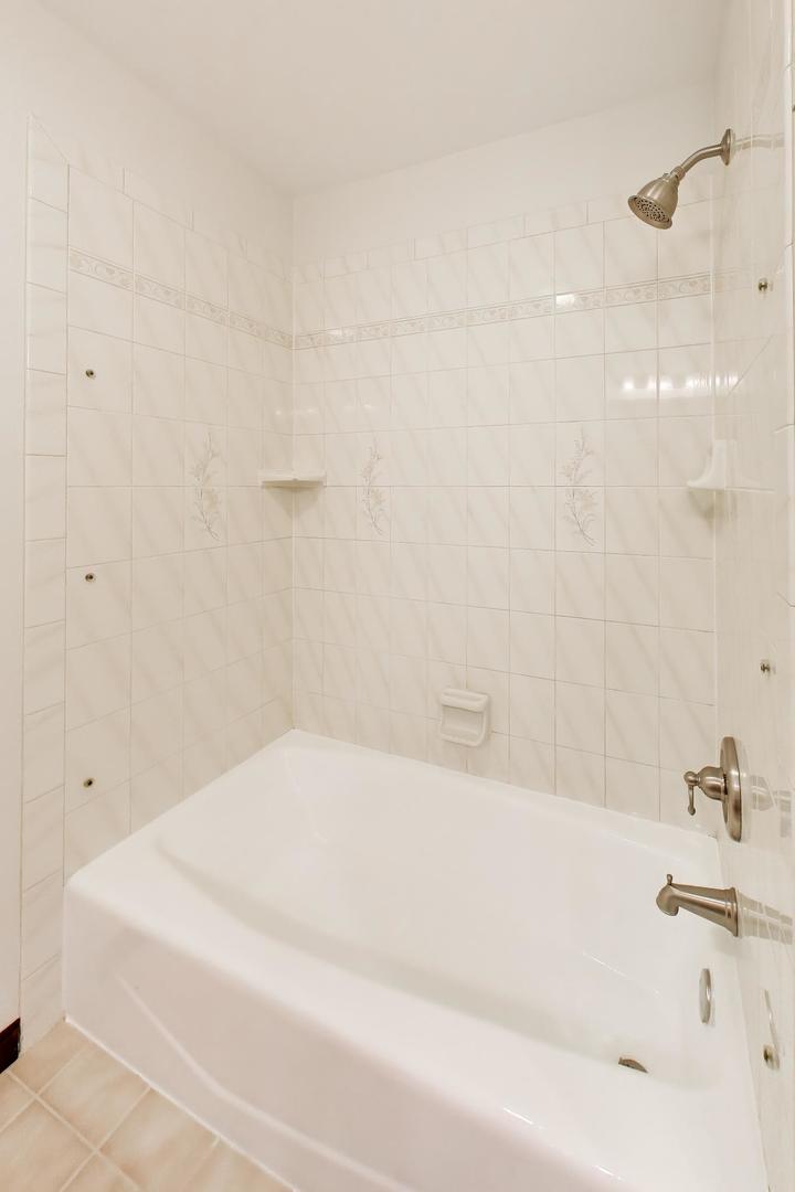 42100 North Crawford Road Antioch, IL 60002 - Photo 47 of 65 Gallery Image 47