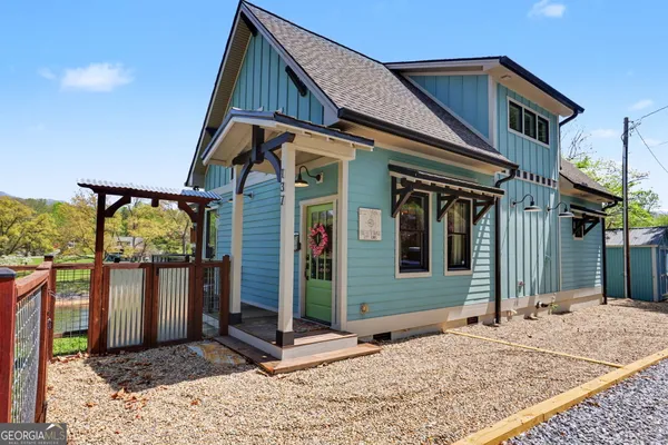 $1,025,000 | 137 Kilmoore Lane, Hayesville, NC 28904