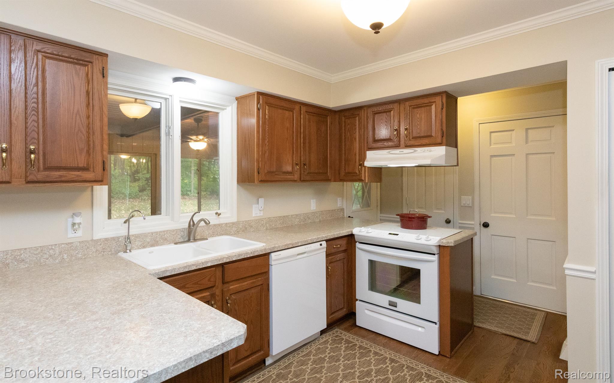 1339 Maple Grove Road Lapeer, MI 48446 - Photo 19 of 42 Kitchen boasts real wood cabinets