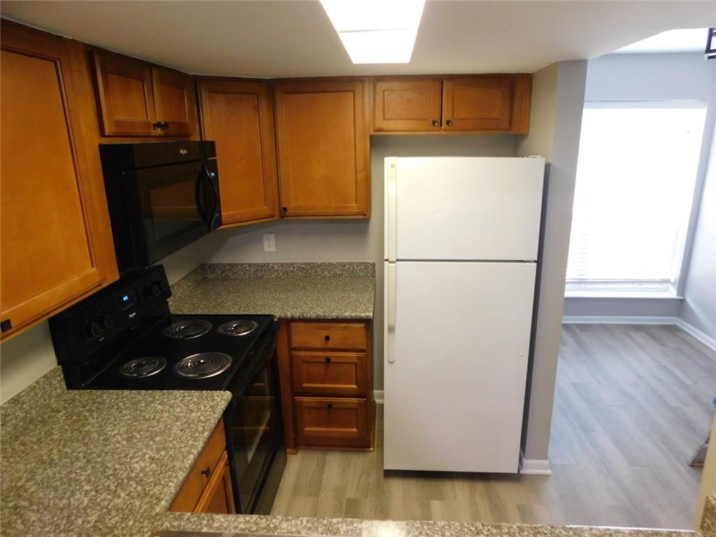 3320 North Arnoult Road, Unit 220 Metairie, LA 70002 - Photo 4 of 15