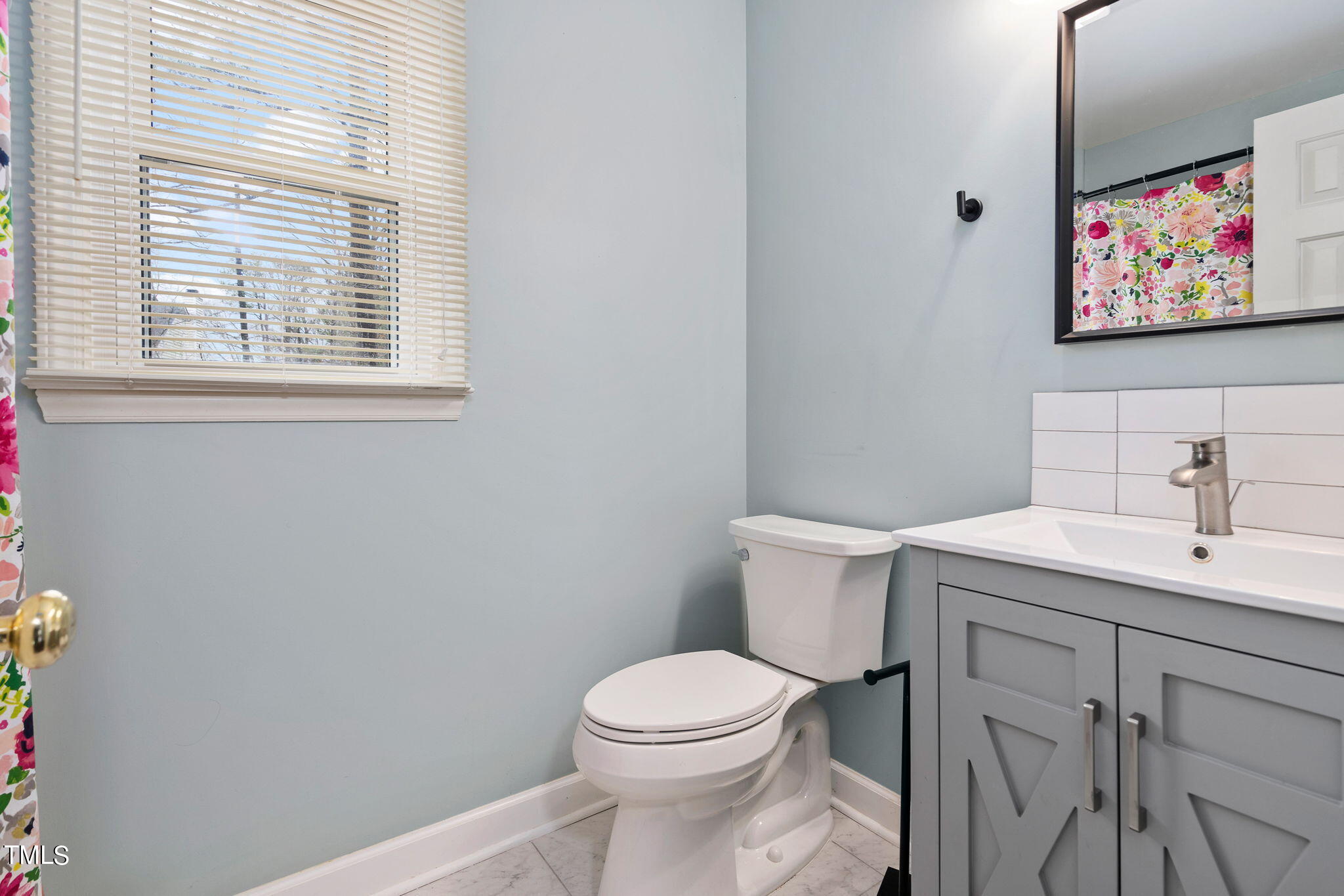 521 South Meadow Road Raleigh, NC 27603 - Photo 19 of 50 Full Bathroom
