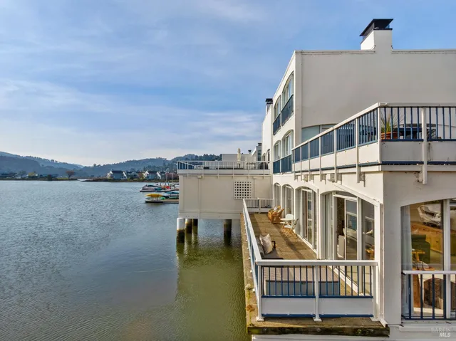 $969,000 | 1106 Shelter Bay Avenue, Mill Valley, CA 94941