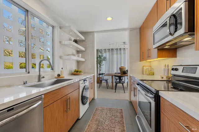 $969,000 | 1106 Shelter Bay Avenue, Mill Valley, CA 94941