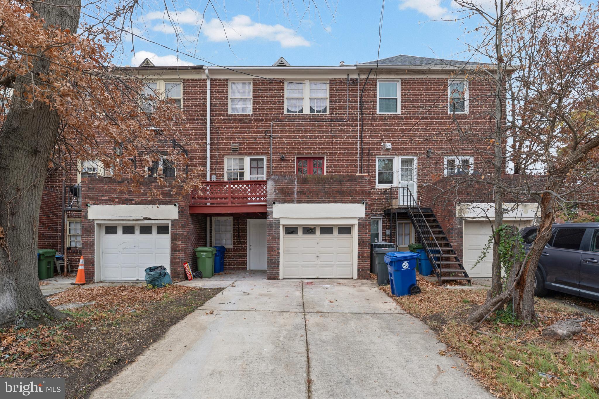 1539 Ralworth Road Baltimore, MD 21218 - Photo 5 of 44 Rear Driveway
