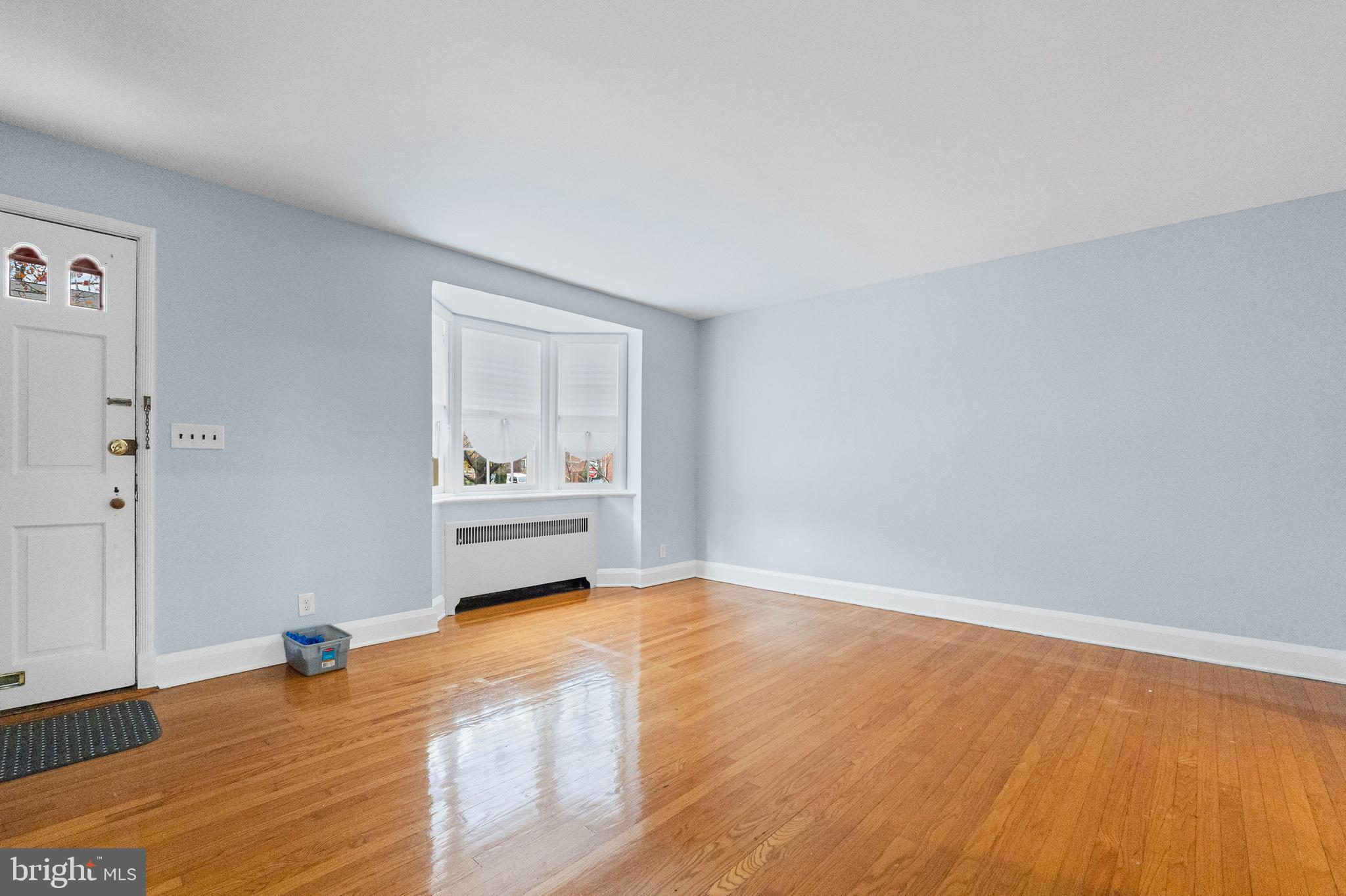 1539 Ralworth Road Baltimore, MD 21218 - Photo 8 of 44 Bright bay window brings in abundant sunshine.