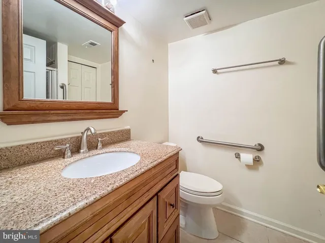 $2,200 | 301 Hopkins Court, Southampton, PA 18966