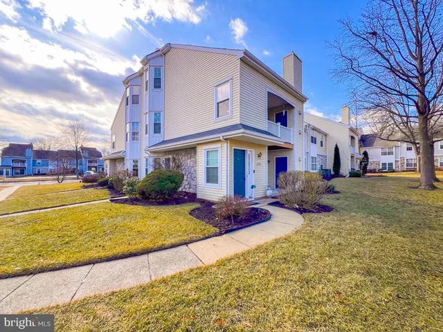 $2,200 | 301 Hopkins Court, Southampton, PA 18966