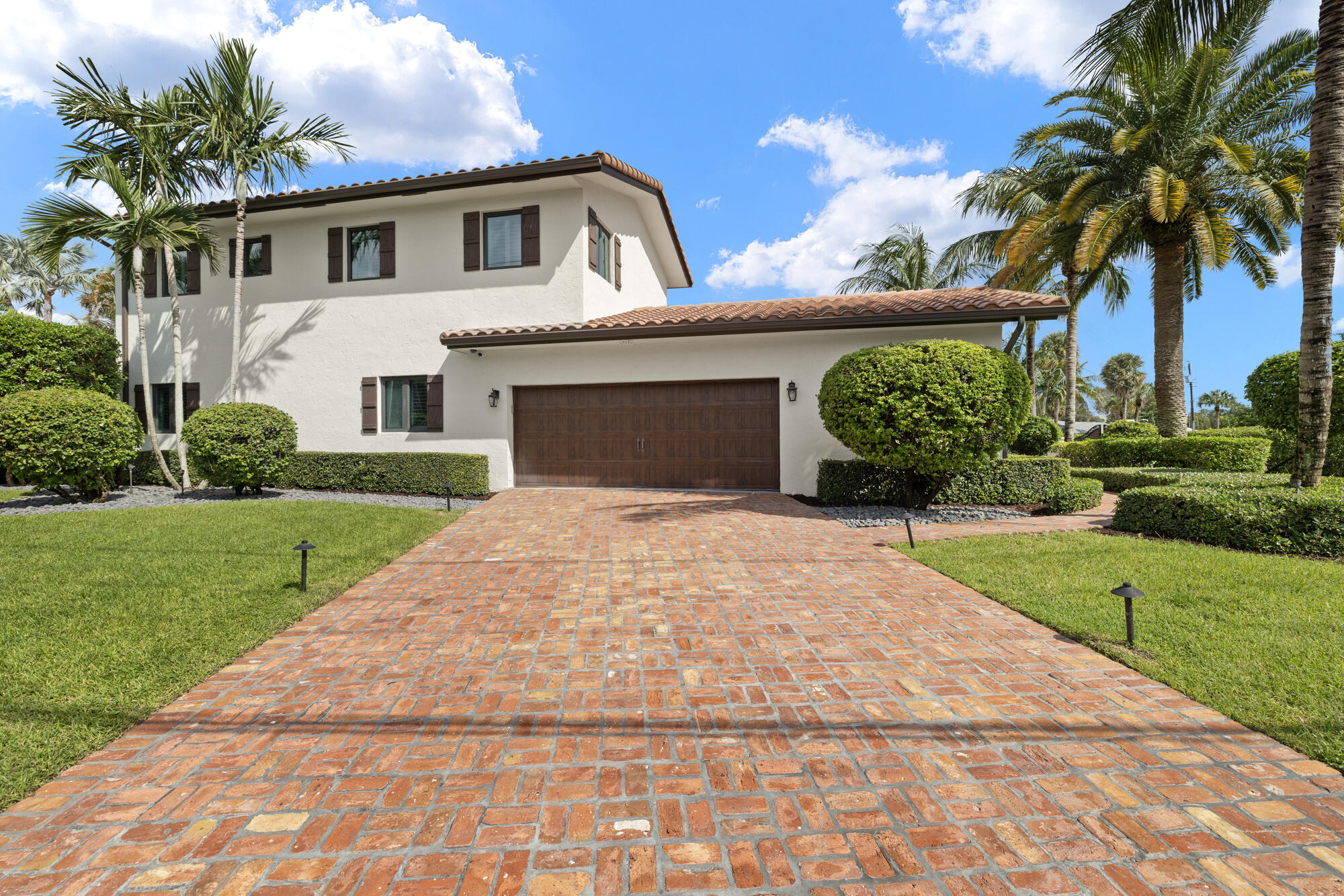 1069 West Palmetto Park Road Boca Raton, FL 33486 - Photo 39 of 54 Side Yard & 2nd Drive
