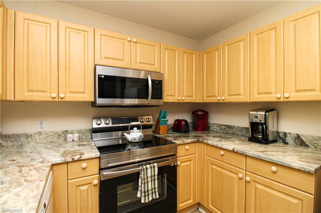 519 Roma Court, Unit 3206 Naples, FL 34110 - Photo 16 of 47