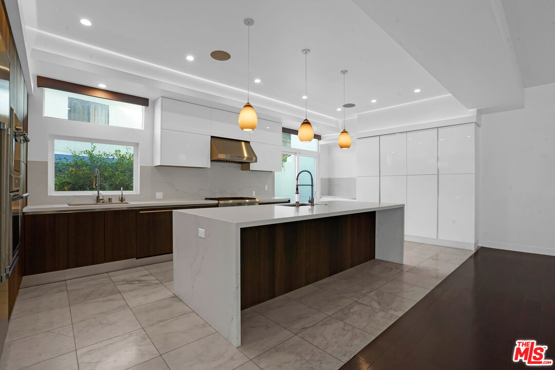 3832 Shannon Road Los Angeles, CA 90027 - Photo 15 of 52