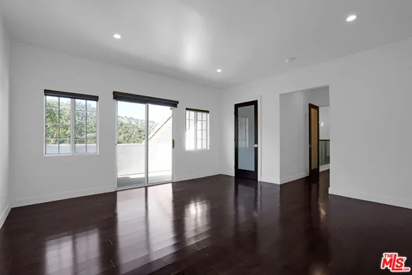 $9,995 | 3832 Shannon Road, Los Angeles, CA 90027