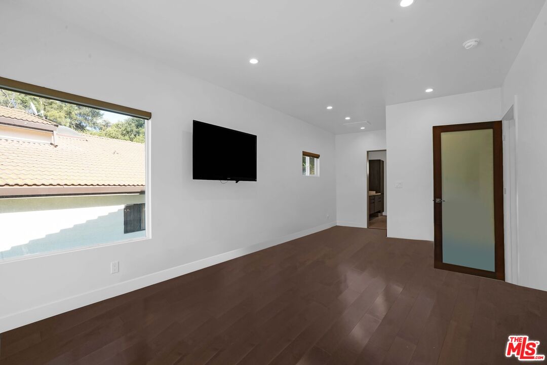 3832 Shannon Road Los Angeles, CA 90027 - Photo 25 of 52