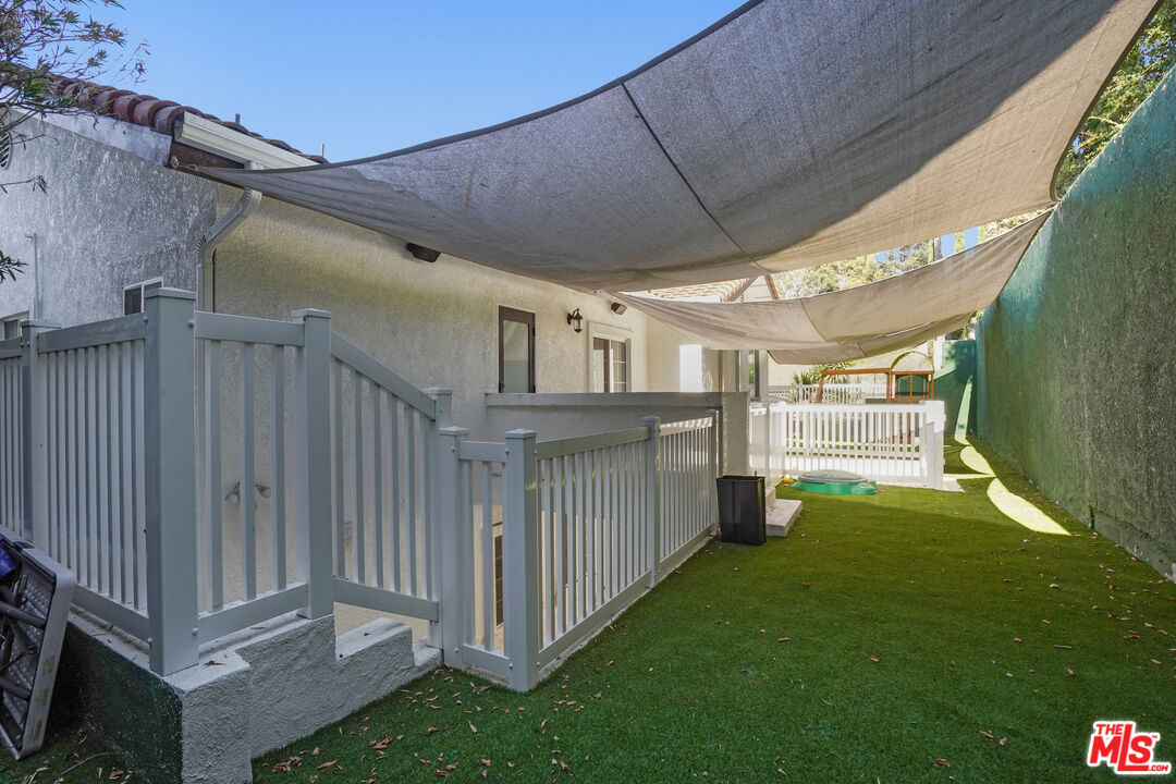 3832 Shannon Road Los Angeles, CA 90027 - Photo 29 of 52