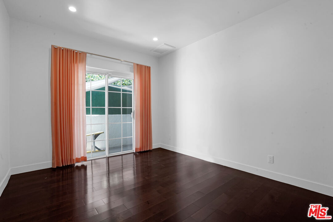 3832 Shannon Road Los Angeles, CA 90027 - Photo 31 of 52