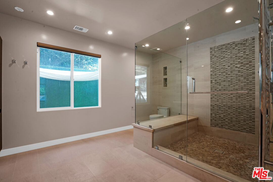 3832 Shannon Road Los Angeles, CA 90027 - Photo 33 of 52