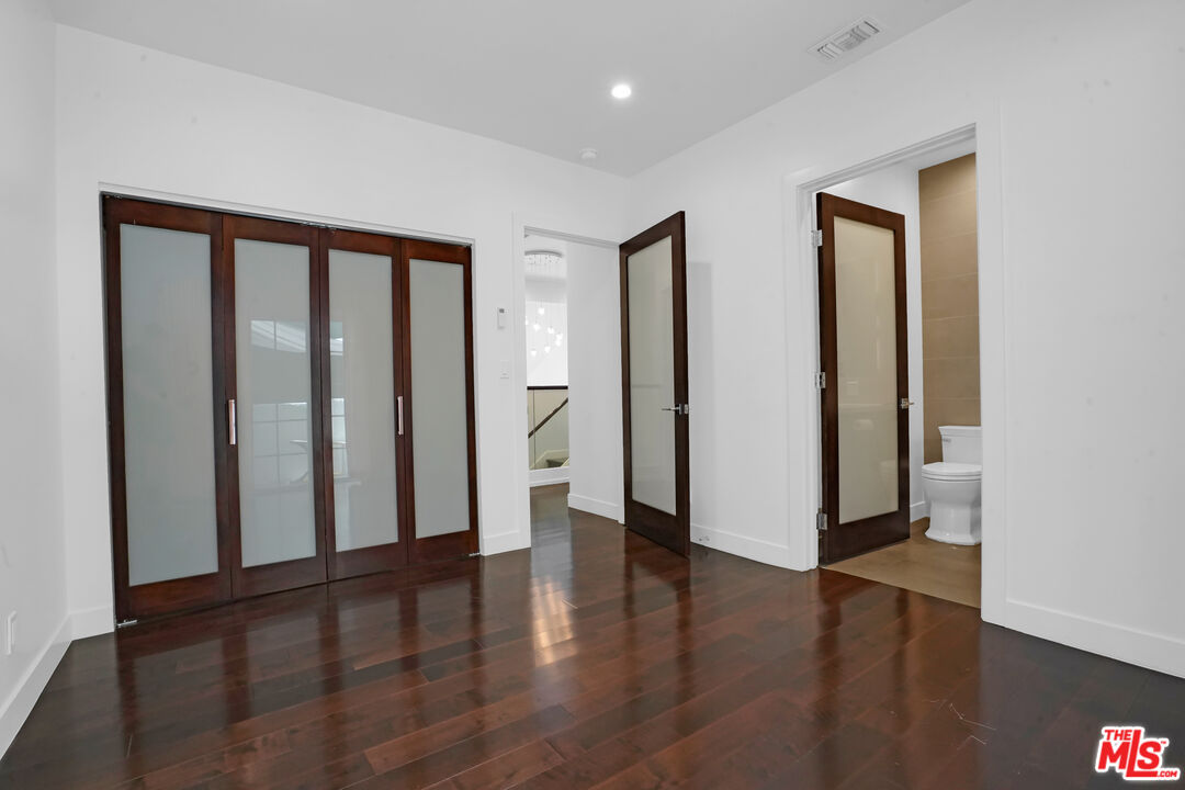 3832 Shannon Road Los Angeles, CA 90027 - Photo 34 of 52