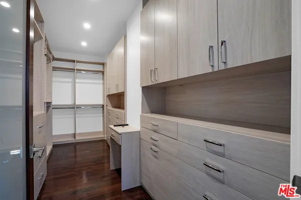 $9,995 | 3832 Shannon Road, Los Angeles, CA 90027