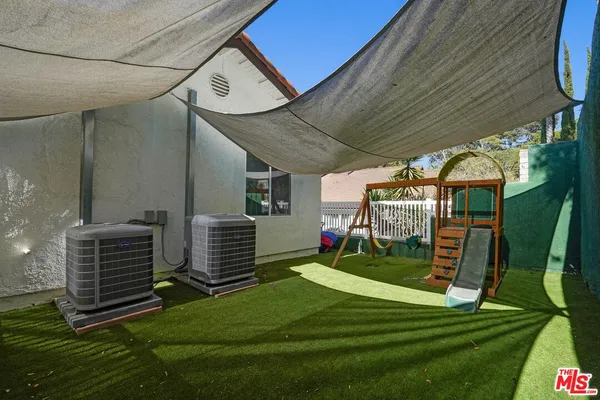 $9,995 | 3832 Shannon Road, Los Angeles, CA 90027