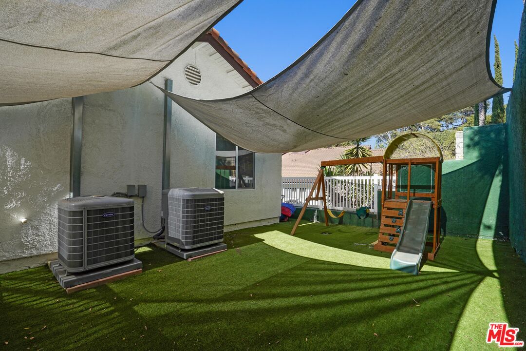 3832 Shannon Road Los Angeles, CA 90027 - Photo 38 of 52