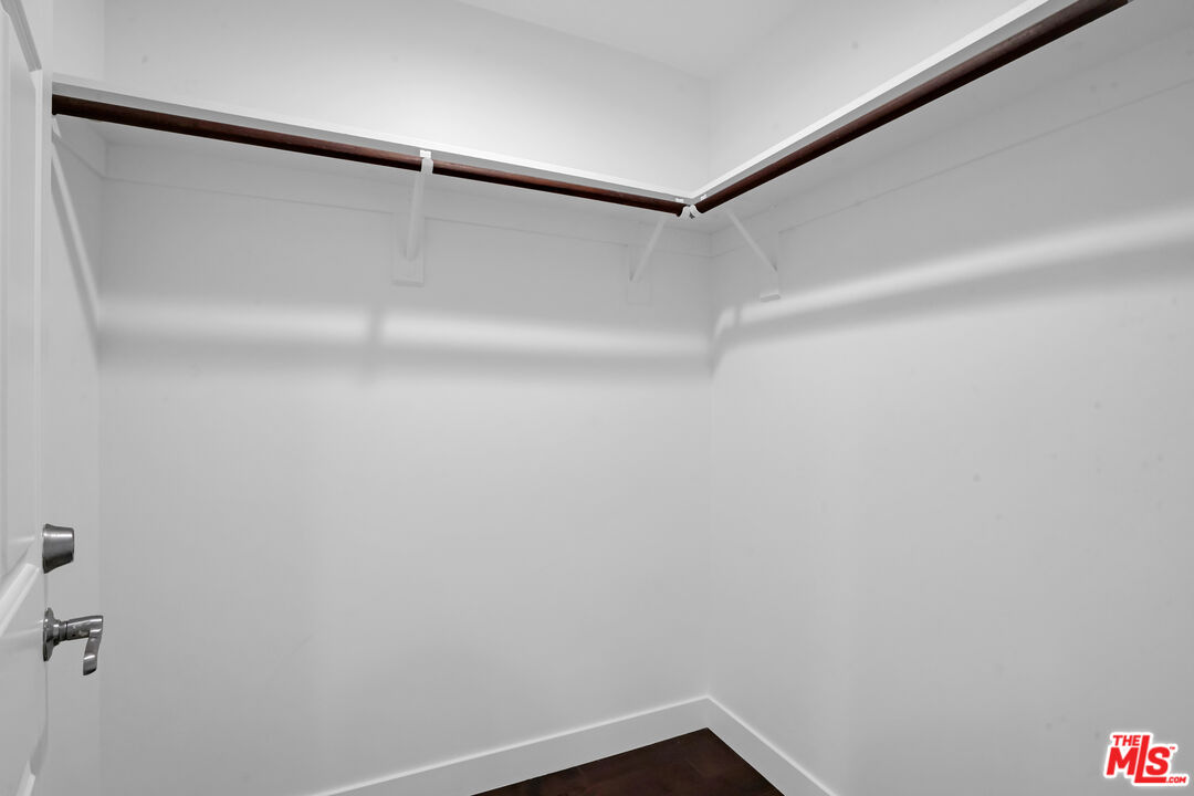 3832 Shannon Road Los Angeles, CA 90027 - Photo 43 of 52