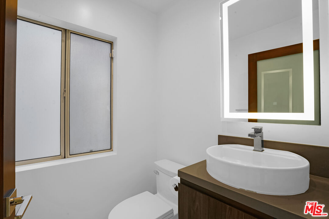 3832 Shannon Road Los Angeles, CA 90027 - Photo 44 of 52