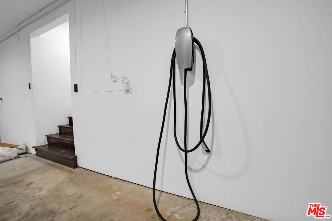 3832 Shannon Road Los Angeles, CA 90027 - Photo 52 of 52