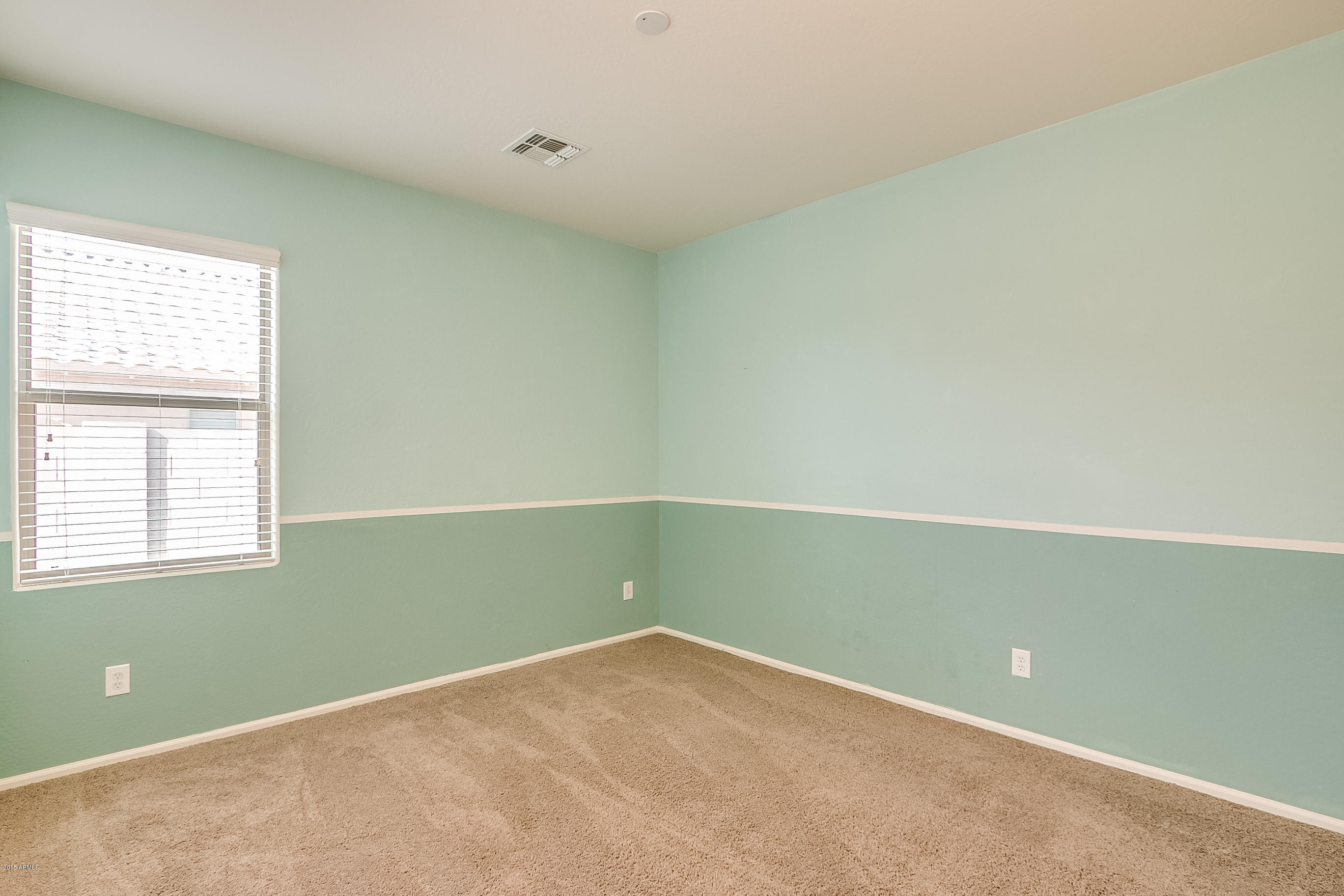 7008 West Trumbull Road Phoenix, AZ 85043 - Photo 33 of 55 Trumball-040