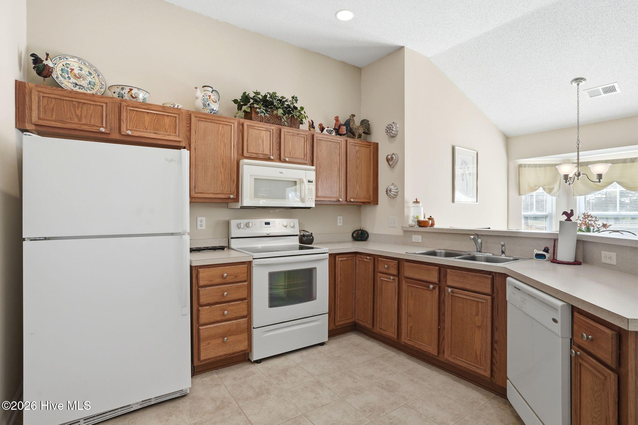 665 Meadowbrook Lane Calabash, NC 28467 - Photo 10 of 71 17_665_Meadowbrook_ln_-_photos_024