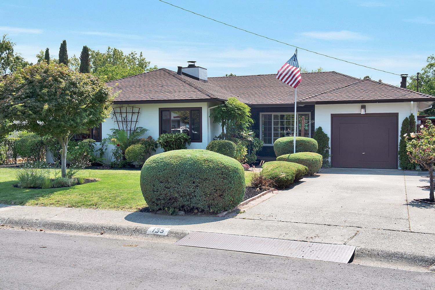135 Birch Way San Rafael, CA 94903 - Photo 1 of 1 Gallery Image 1