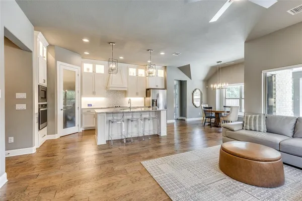 $4,800 | 3804 Pine Valley Lane, Arlington, TX 76001