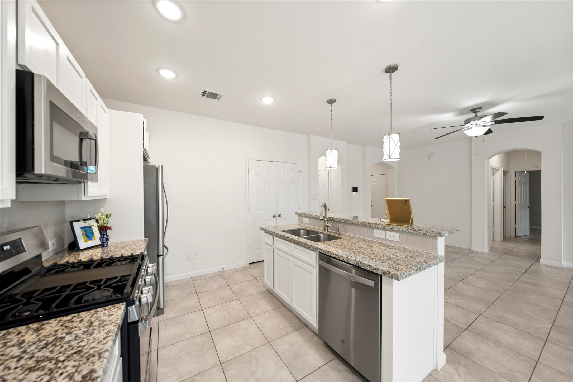 5207 Perry Street Houston, TX 77021 - Photo 8 of 24 Gallery Image 8