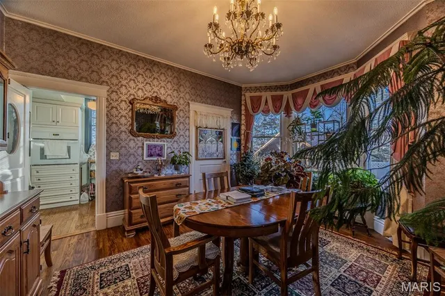 $725,000 | 2001 Beck Lane, Lebanon, MO 65536