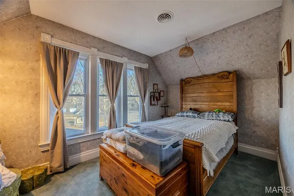 $725,000 | 2001 Beck Lane, Lebanon, MO 65536