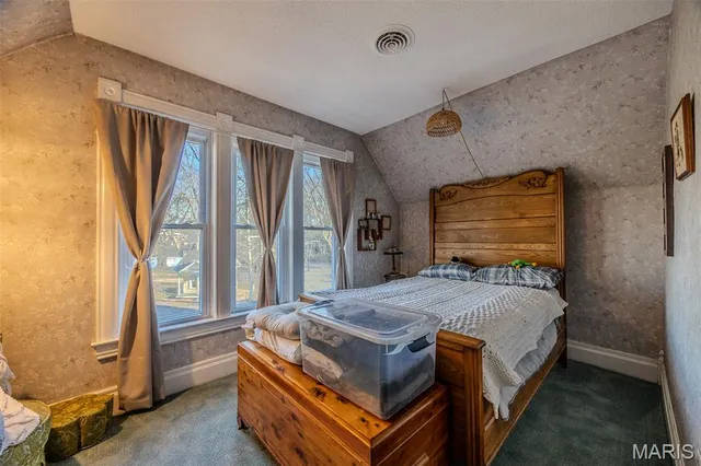 $725,000 | 2001 Beck Lane, Lebanon, MO 65536