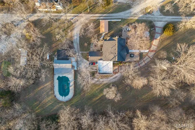 $725,000 | 2001 Beck Lane, Lebanon, MO 65536