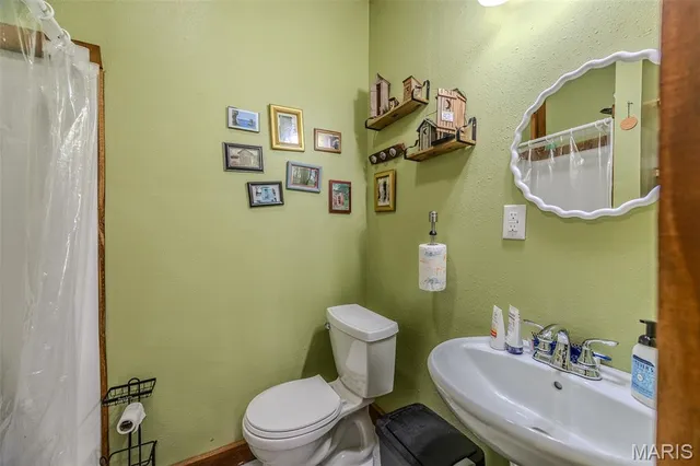 $725,000 | 2001 Beck Lane, Lebanon, MO 65536