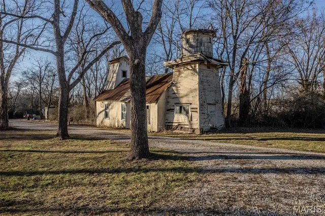 $725,000 | 2001 Beck Lane, Lebanon, MO 65536