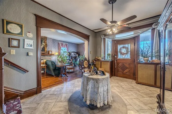 $725,000 | 2001 Beck Lane, Lebanon, MO 65536