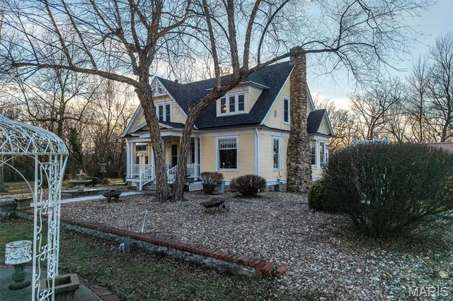 $725,000 | 2001 Beck Lane, Lebanon, MO 65536