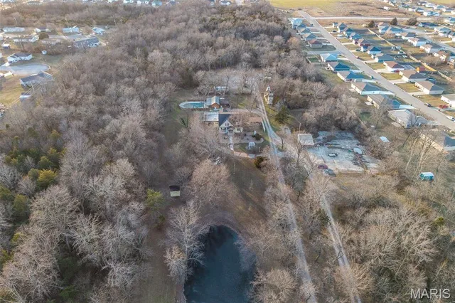 $725,000 | 2001 Beck Lane, Lebanon, MO 65536