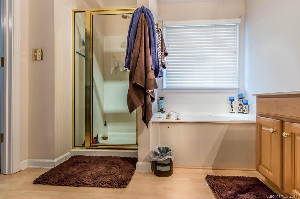 3617 Arklow Road Charlotte, NC 28269 - Photo 17 of 24 Gallery Image 17